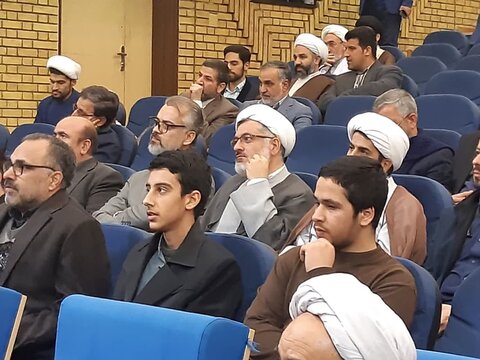 مراسم بزرگداشت سالگرد آیت الله مصباح یزدی(ره) در دانشگاه علوم پزشکی کاشان