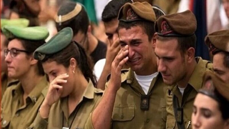 صہیونی فوجی اپنی جان بچانے کے لیے غزہ سے فرار ہونے لگے