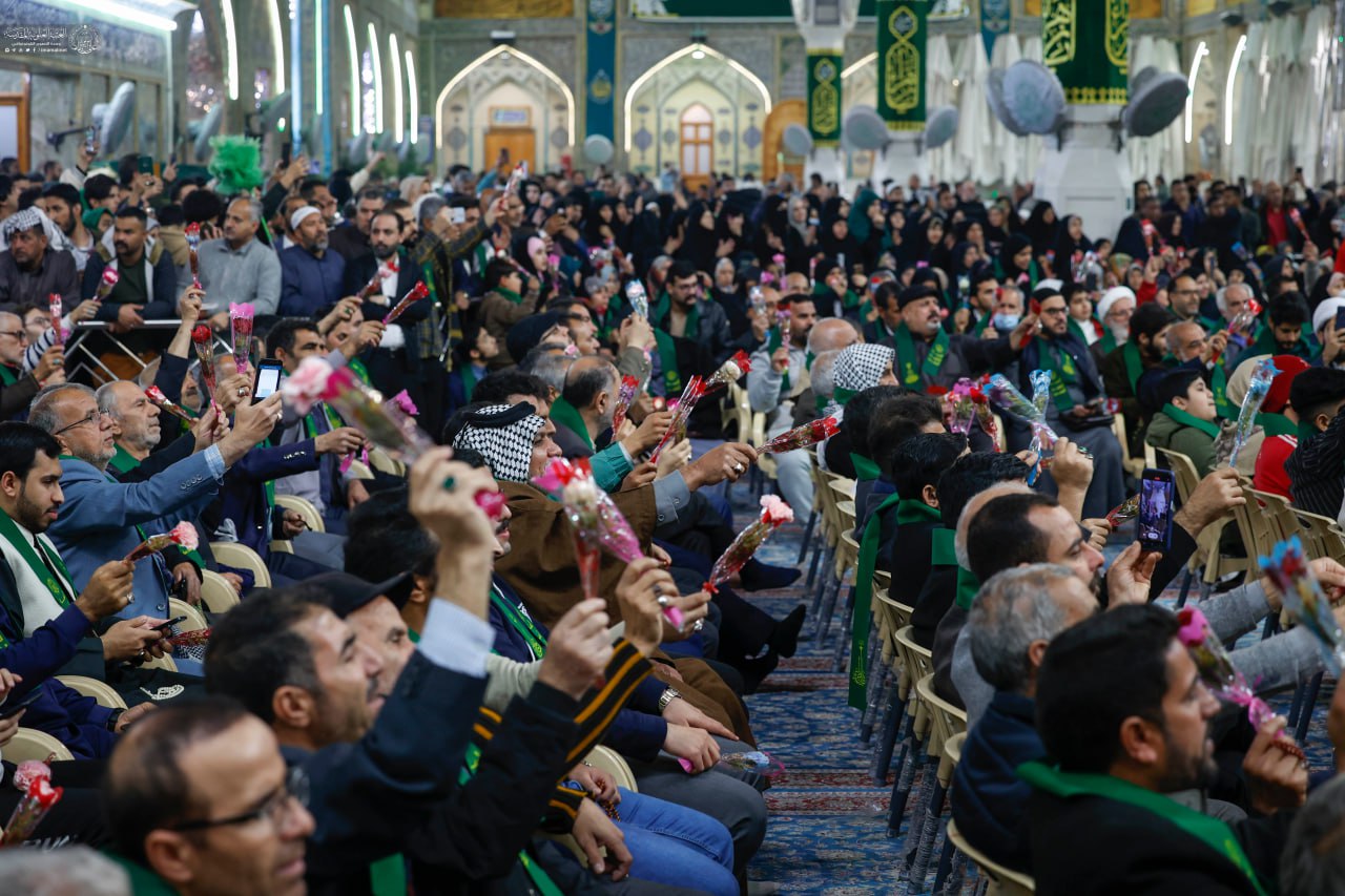 تصاویر/ جشن شب میلاد حضرت فاطمه زهرا (س) در حرم حضرت علی (ع)