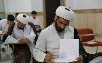 جزئیات امتحانات فروردین‌ماه طلاب حوزه علمیه قم اعلام شد