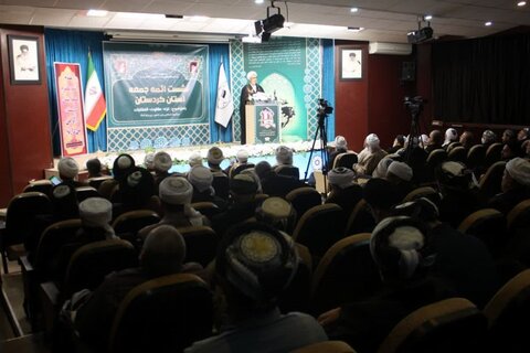 تصاویر/ نشست ائمه جمعه کردستان با موضوع غزه، مقاومت، انتخابات