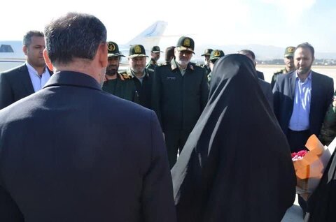 تصاویر ورود فرمانده کل انتظامی جمهوری اسلامی ایران به لرستان