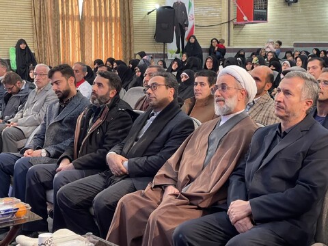 تصاویر/ همایش سراسری شعر و ادب سردار سرباز در آذرشهر