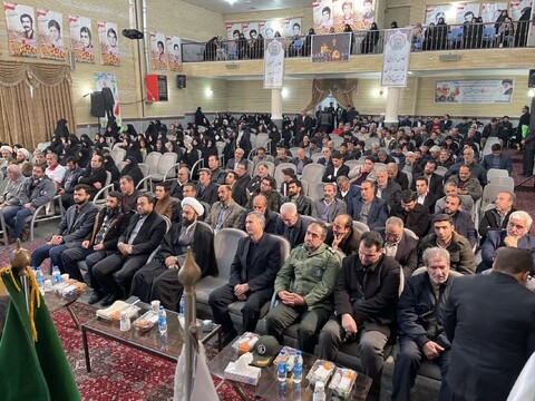 تصاویر/ همایش سراسری شعر و ادب سردار سرباز در آذرشهر