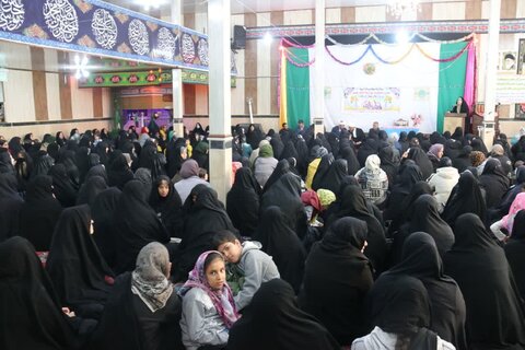 تصاویر/ همایش تکریم‌ روز زن و مقام مادر در شهرستان تکاب