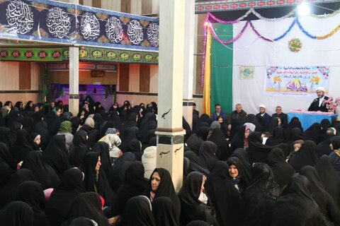 تصاویر/ همایش تکریم‌ روز زن و مقام مادر در شهرستان تکاب