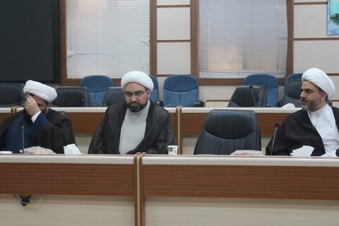 نشست هم‌اندیشی دبیرکل کنگره ملی۲۴۰۰۰ شهید پایتخت با مسئولین امور مساجد شهر تهران