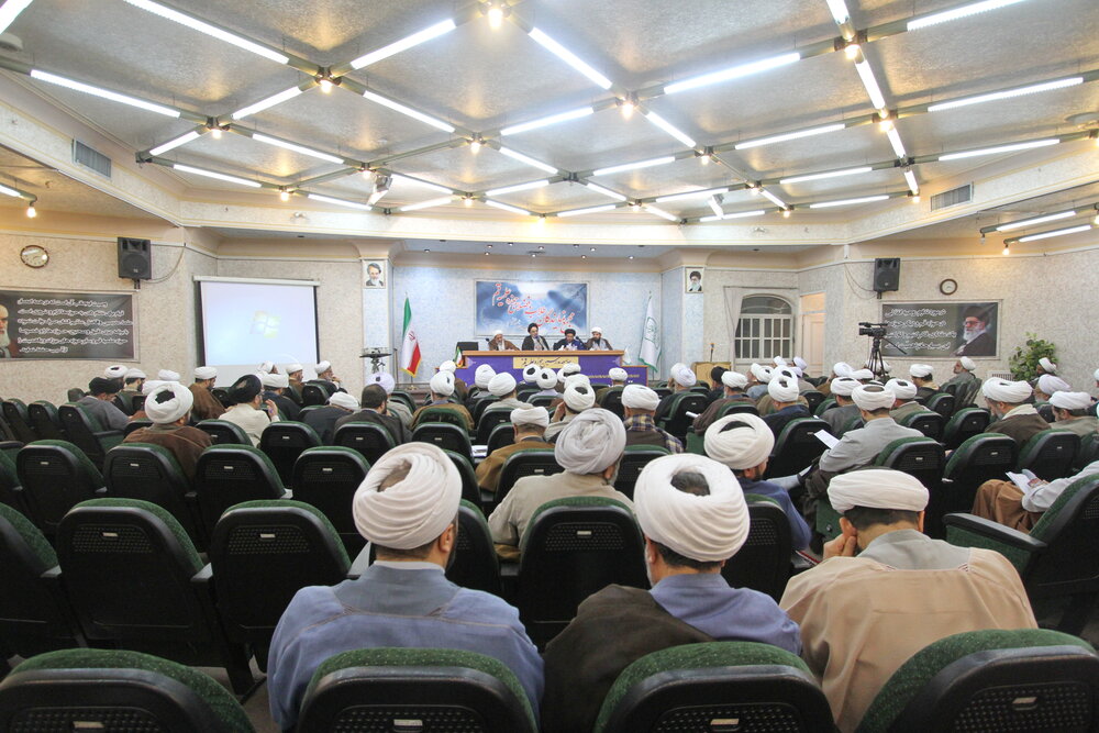 دلسردی مردم، برنامه دشمن برای انتخابات / جهاد تبیین و روشنگری ضروری است