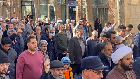 راهپیمایی مردم محلات در محکوم کردن حادثه تروریستی گلزار شهدای کرمان