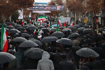 فیلم | راهپیمایی مردم زنجان در محکومیت حمله تروریستی کرمان
