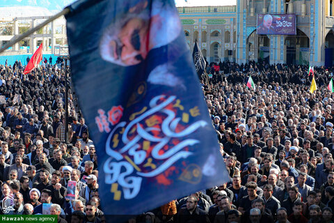 بالصور/ مراسيم تشييع شهداء الحادث الإرهابي في كرمان