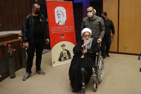 تصاویر/ بزرگداشت چهارمین سالگرد شهادت سردار سلیمانی و ابومهدی المهندس در قم توسط علما و طلاب بحرینی