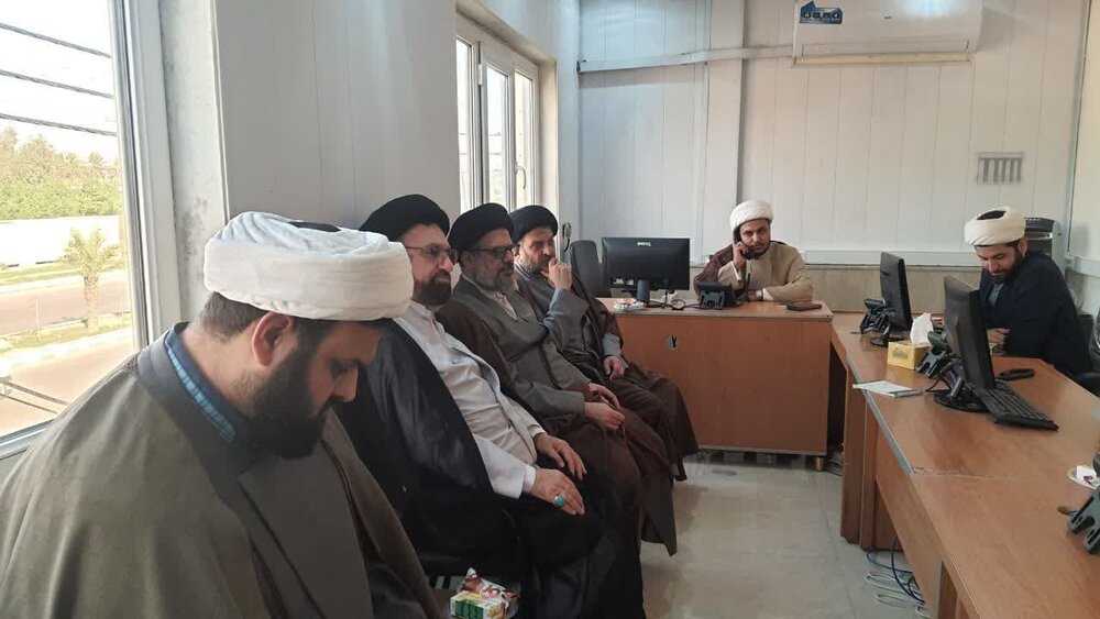 بازدید حجتالاسلام و المسلمین حسینی کوهساری از مرکز پاسخگویی به سوالات شرعی ۱۸۰۳