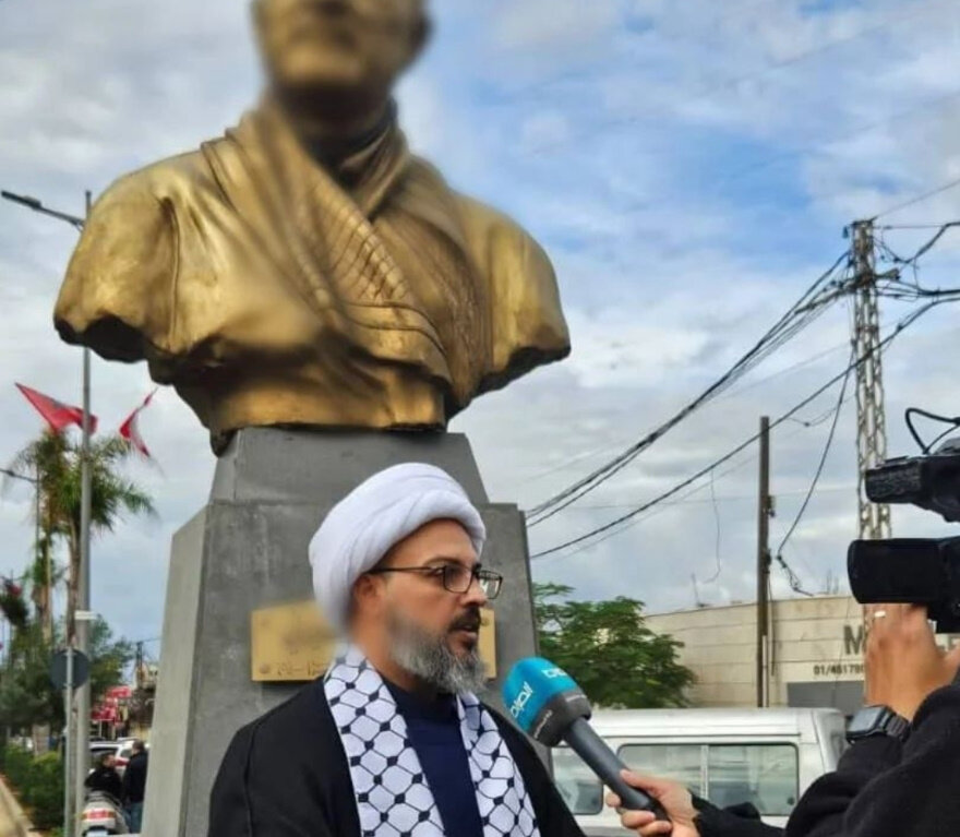 تجلیل بحرینیها از حاج قاسم در بیروت