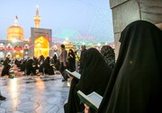 20 لاکھ سے زیادہ زائرین نے حرم امام رضا (ع)میں اپنے نئے سال کا آغاز کیا