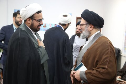 تصاویر/ نشست بررسی تفاهم نامه های فی مابین مرکز ارتباطات و امور بین الملل حوزه های علمیه با سازمان ها و نهادهای دیگر استان خوزستان