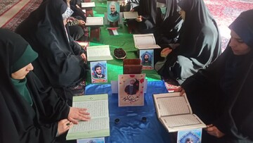 کلیپ | مراسم یادبود و گرامیداشت شهیدان گلزار شهدای کرمان در مدرسه علمیه الزهرا (س) اراک