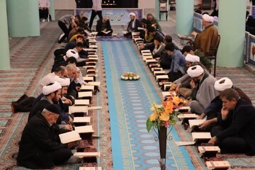 تصاویر / محفل انس با قرآن کریم در تکاب