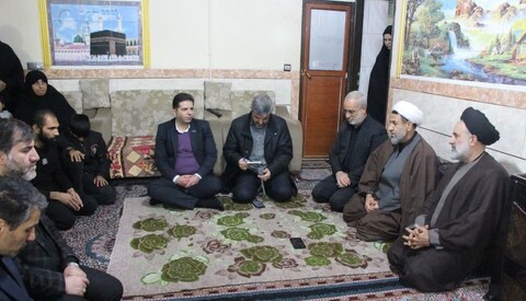 تصاویر/ دیدار نماینده ولی‌فقیه در بنیاد شهید با تعدادی از خانواده شهدای حادثه تروریستی کرمان