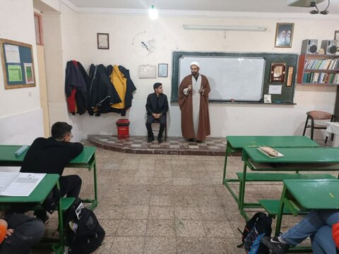 تصاویر/ فعالیت گروه تبلیغی کودک و نوجوان مدرسه علمیه امام صادق (ع) بیجار در مدارس شهر