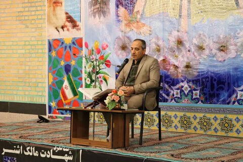 تصاویر / جلسه در محضر قرآن کریم در تکاب