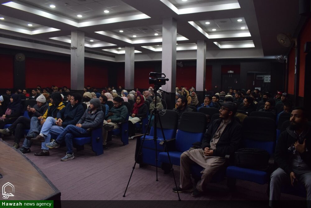 کرگل کے طلاب اور طالبات کا دہلی میں بین الاقوامی کانفرنس "فاطمہ فاطمہ ہیں" کا انعقاد