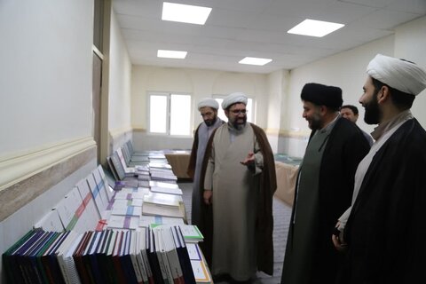 بازدید بازدید دادستان ویژه روحانیت خوزستان و لرستان از نمایشگاه آثار طلاب خوزستان