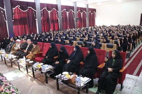 تصاویر/ همایش استانی بزرگداشت هفته زن و مقام مادر با رویکرد «ترویج گفتمان الگوی سوم زن مسلمان» در ارومیه