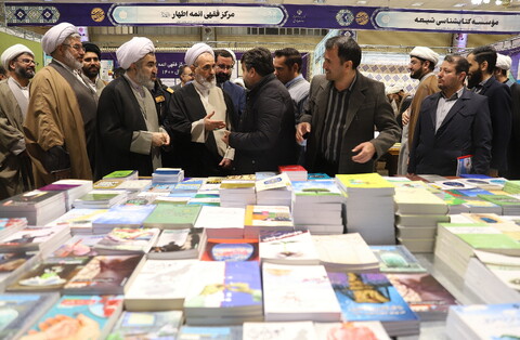 Photo/ Exhibition of books and scientific achievements of seminary research centers - Qom