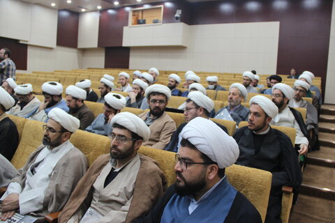 تصاویر / روحانیون ومبلغین حوزه علمیه قزوین در مراسم اردوی راهیان پیشرفت