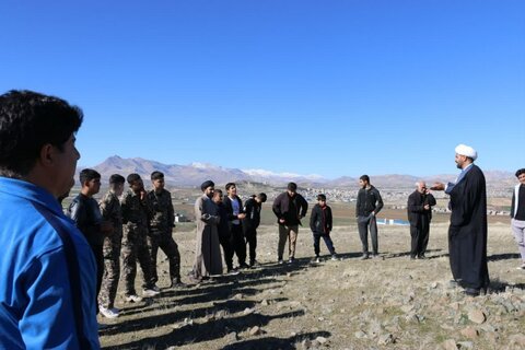 تصاویر/ اردوی کوهنوردی یک روزه بسیجیان شهرستان کامیاران