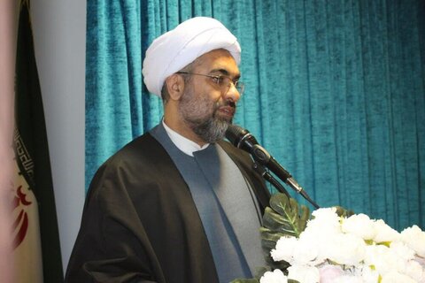 بالصور/ مؤتمر لعلماء وفضلاء الشيعة وأهل السنة في مدينة سنندج غربي إيران