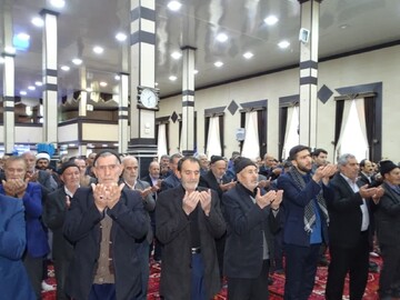 تصاویر/ اقامه نماز جمعه شهرستان چهاربرج