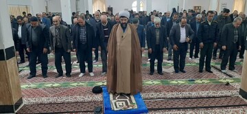 تصاویر/ اقامه نماز جمعه شهرستان دندی