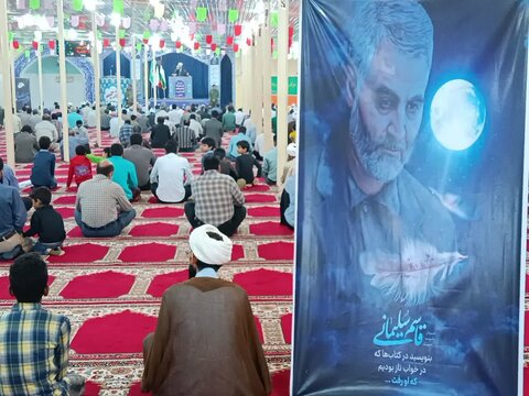 تصاویر/ اقامه نماز جمعه شهرستان قشم