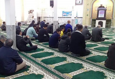 تصاویر/ اقامه نماز جمعه شهر دزج
