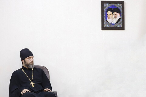 Photo / The meeting of the Director of the Council of International Experts of Russian Orthodox Churches with Ayatollah Arafi