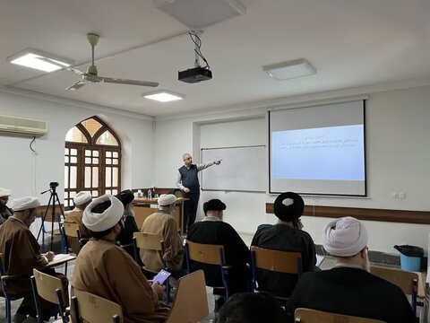 تصاویر/ کارگاه توانمندسازی اساتید روش تحقیق در علوم اسلامی در گرگان