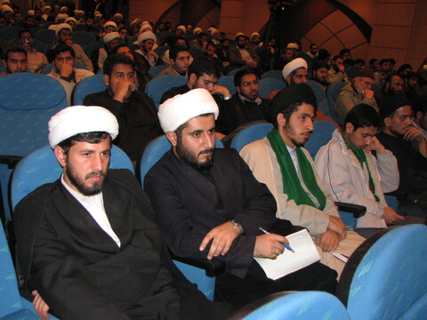 تصاویری از همایش حماسه بیداری غزه در دفتر تبلیغات اسلامی در دیماه ۱۳۸۷