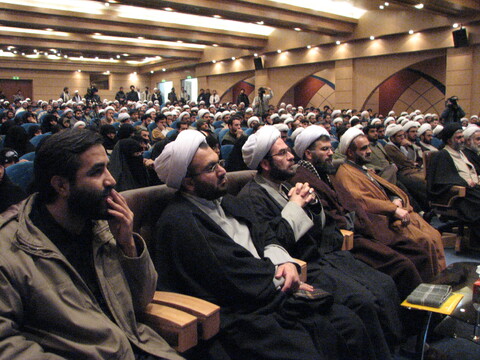 تصاویری از همایش حماسه بیداری غزه در دفتر تبلیغات اسلامی در دیماه ۱۳۸۷