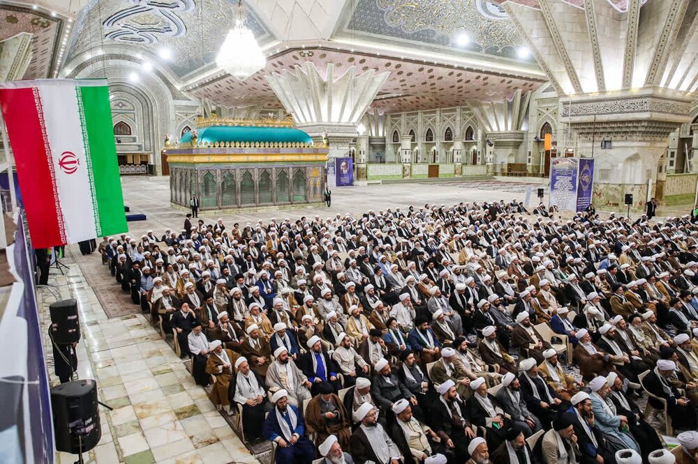 هدف نسل جوان امروزی فهم درست از آینده است/ بازشناسی درست آینده فلسطین یک رسالت مهم برای ائمه جمعه