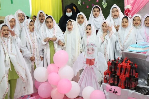 جشن تکلیف دانش آموزان دبستان دخترانه فدک با حضور امام جمعه عالیشهر
