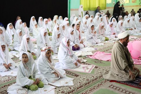 جشن تکلیف دانش آموزان دبستان دخترانه فدک با حضور امام جمعه عالیشهر