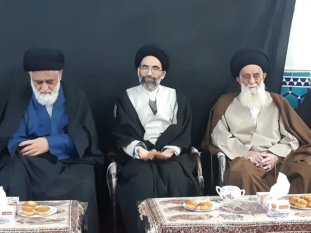 مراسم سالگرد ارتحال آیت الله یثربی در کاشان برگزار شد+عکس