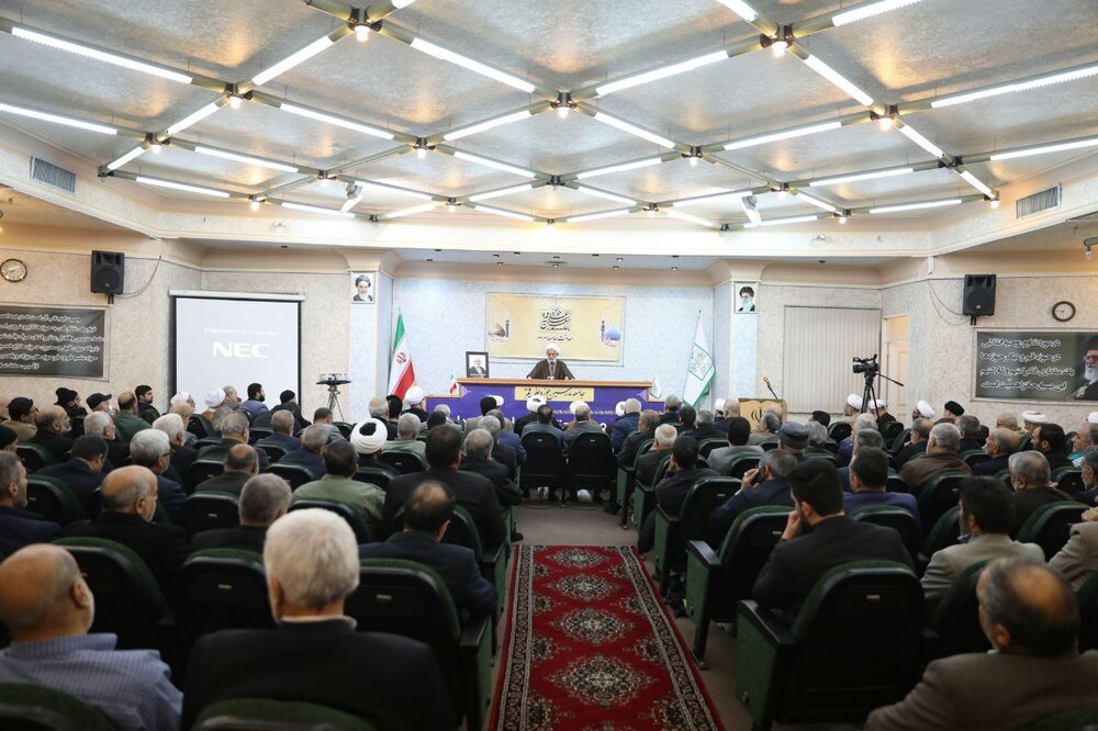 شرکت در انتخابات از واجبات مهم سیاسی است