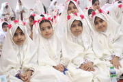 تصاویر/ جشن تکلیف ۷ هزار نفری دختران در بندرعباس