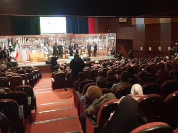 شب شعر پروانه های علوی با طعم کیک تولد ۶۰ سالگی محیط + عکس