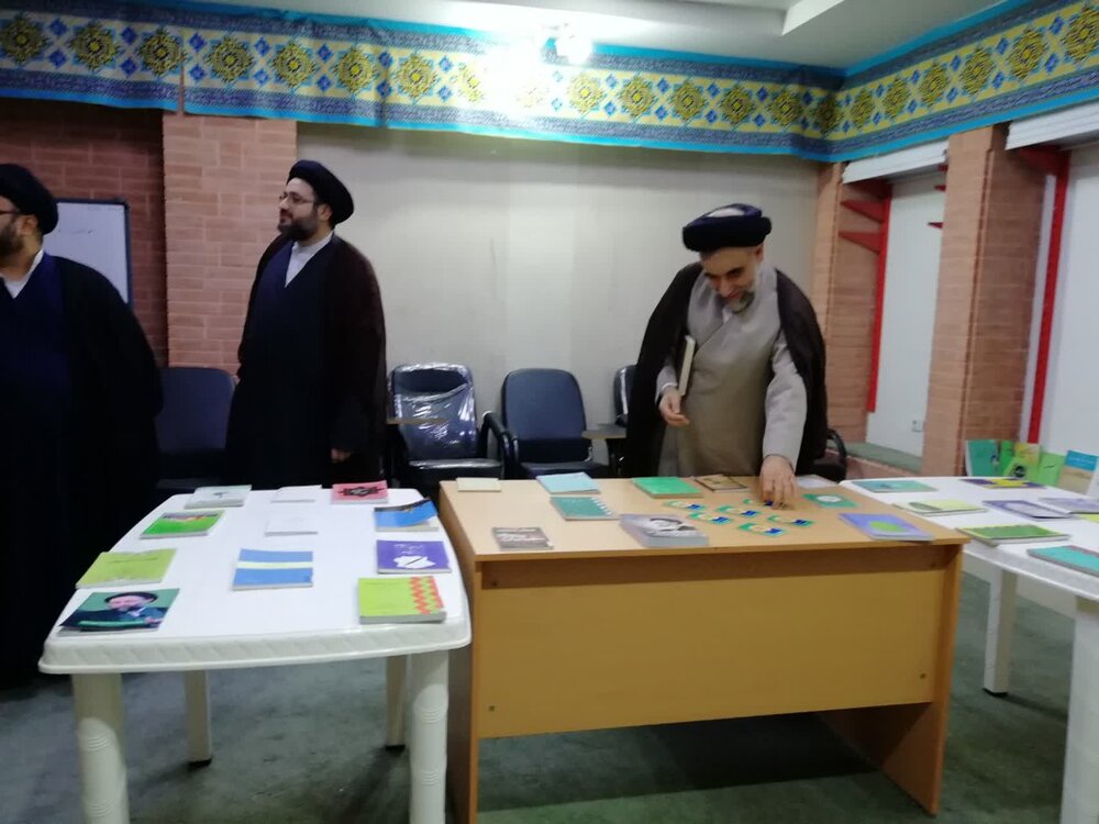 بررسی«نسبت فعالیت نظام و حکمرانان اسلامی در مسئله امربه معروف و نهی از منکر با فعالیت آحاد جامعه اسلامی»