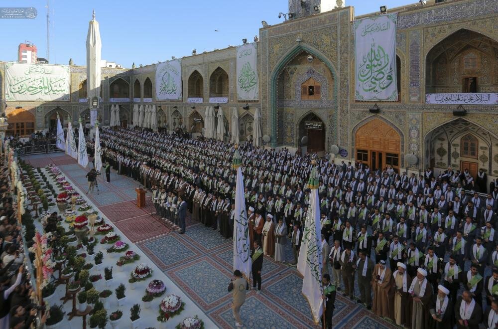 "مولود کعبه" در حرم حضرت امیر مؤمنان علی (ع) برافراشته شد  + تصاویر