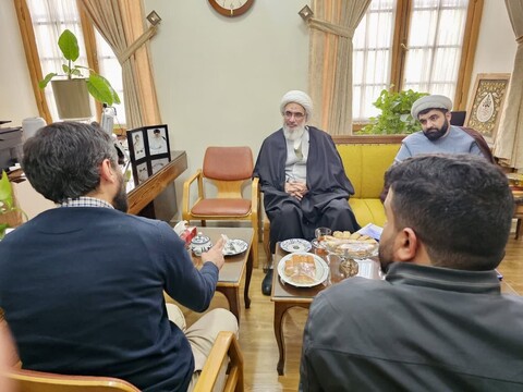 دیدار نماینده ولی فقیه در استان بوشهر با دبیرکل نهاد کتابخانه های کشور